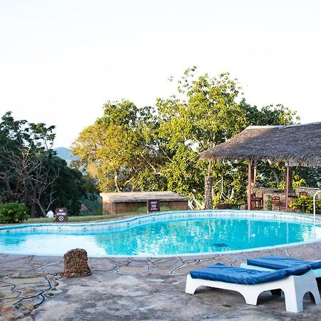 Ngulia Safari Lodge Ithumba Экстерьер фото