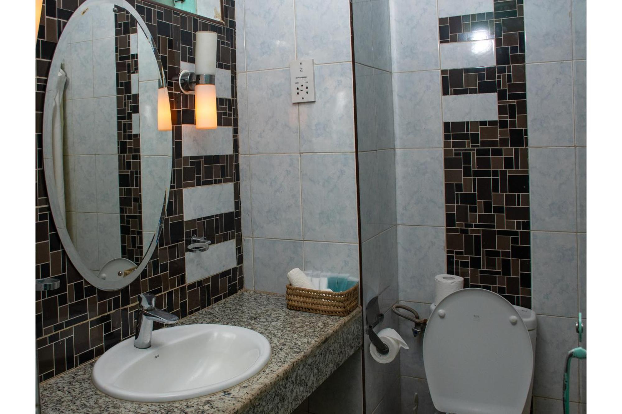 Ngulia Safari Lodge Ithumba Экстерьер фото