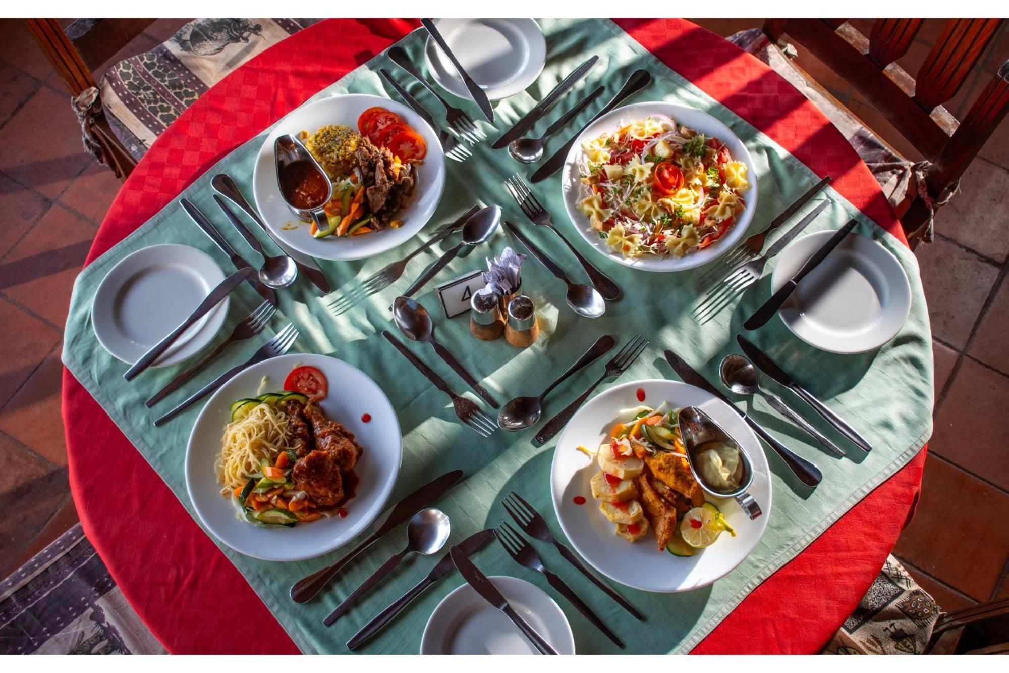 Ngulia Safari Lodge Ithumba Экстерьер фото